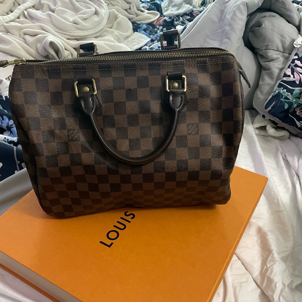 Louis Vuitton speedy 30
